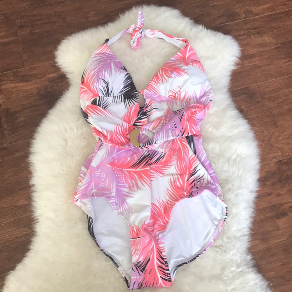 NWT floral 1 piece bathing suit! - Picture 3 of 7